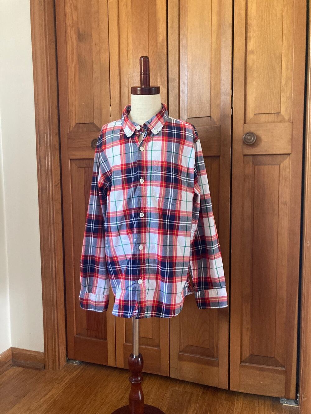 Old Navy Boys Red Plaid Buttondown Shirt, Size 10-12
